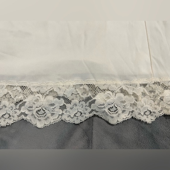 Vintage Sears Nylon Cream Slip Size “40 Average” Bust - Picture 3 of 8